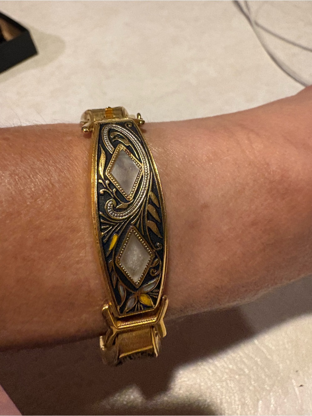 Vintage Spanish Damascene Link Bracelet – Gold Tone, Black Enamel Floral Motifs